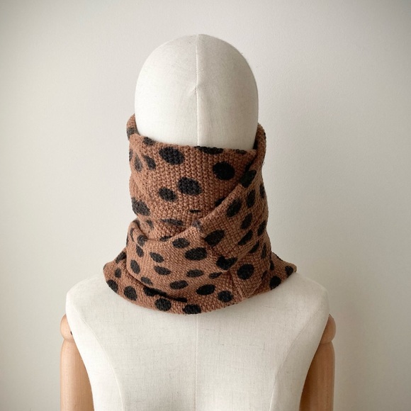 Joodito Accessories - joodito merino wool sweater wrap scarf long muffler polkadot spotted brown black